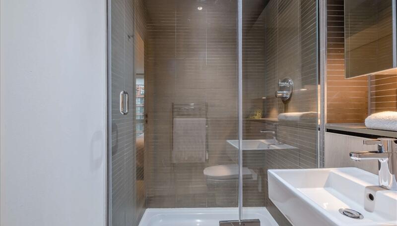 3 bed property in Merchant Square East, London